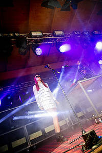 2013-07-26 - Icona Pop från Emmabodafestivalen, Emmaboda