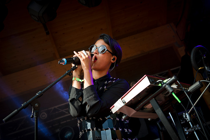 2013-07-26 - Icona Pop från Emmabodafestivalen, Emmaboda