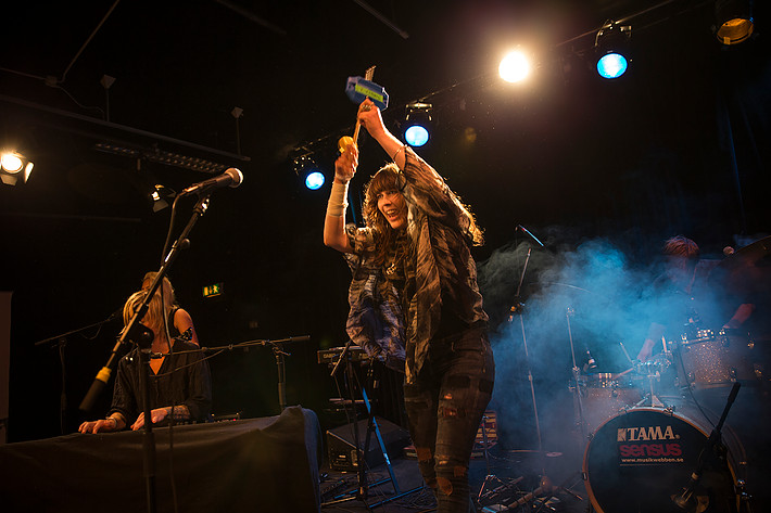 2013-07-26 - Sibille Attar från Storsjöyran, Östersund