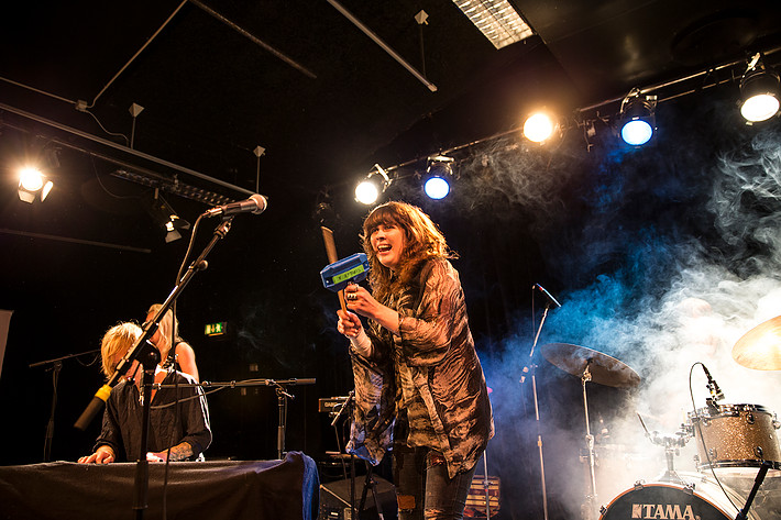2013-07-26 - Sibille Attar från Storsjöyran, Östersund