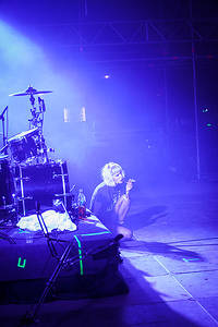 2013-07-25 - Crystal Castles från Storsjöyran, Östersund