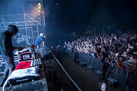 2013-07-25 - Crystal Castles från Storsjöyran, Östersund