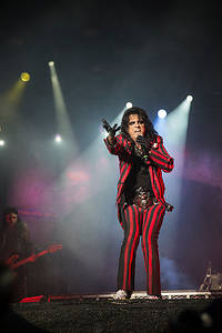 2013-07-26 - Alice Cooper från Storsjöyran, Östersund