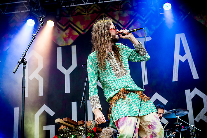 2013-08-08 - Crystal Fighters från Way Out West, Göteborg