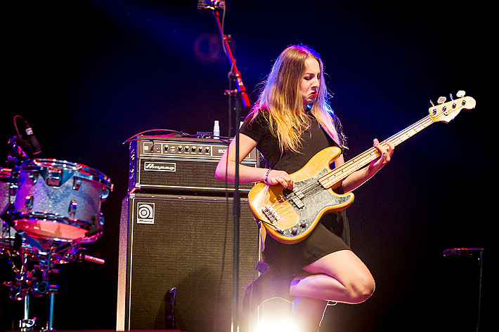 2013-08-09 - Haim från Way Out West, Göteborg