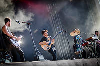2013-08-09 - Local Natives från Way Out West, Göteborg