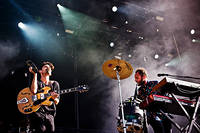 2013-08-09 - Local Natives från Way Out West, Göteborg