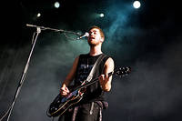 2013-08-09 - Local Natives från Way Out West, Göteborg