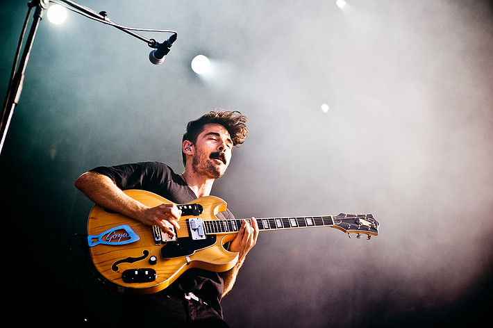 2013-08-09 - Local Natives från Way Out West, Göteborg
