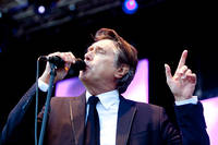 2013-08-09 - Bryan Ferry från Botaniska Trädgården, Uppsala