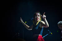 2013-08-08 - Austra från Way Out West, Göteborg