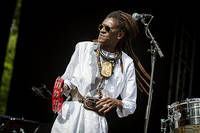 2013-08-10 - Cheikh Lô från Way Out West, Göteborg