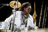 2013-08-10 - Cheikh Lô från Way Out West, Göteborg