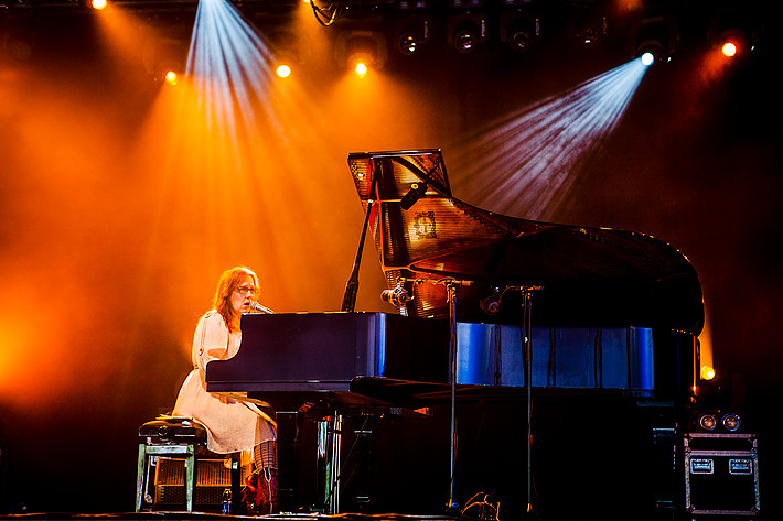 2013-08-10 - Iris DeMent från Way Out West, Göteborg