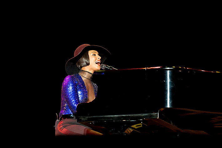 2013-08-10 - Alicia Keys från Way Out West, Göteborg