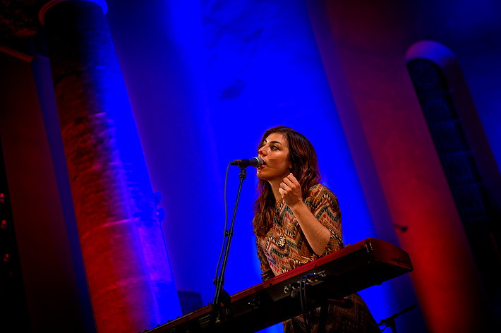 2013-08-10 - Julia Holter från Way Out West, Göteborg