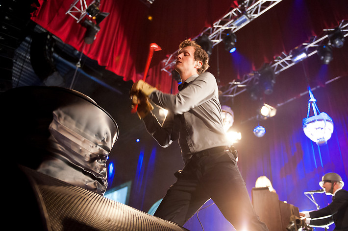2013-09-13 - Kaizers Orchestra från DNB Arena, Stavanger