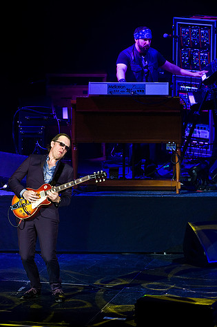 2013-10-11 - Joe Bonamassa från Stockholm Waterfront, Stockholm