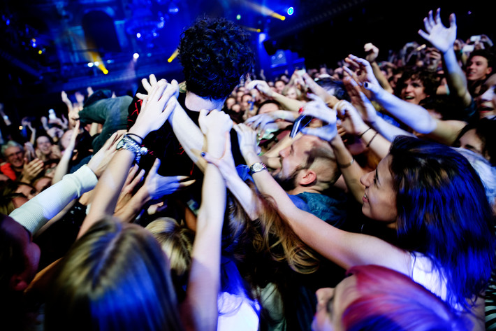 2013-10-12 - Foals från Berns, Stockholm