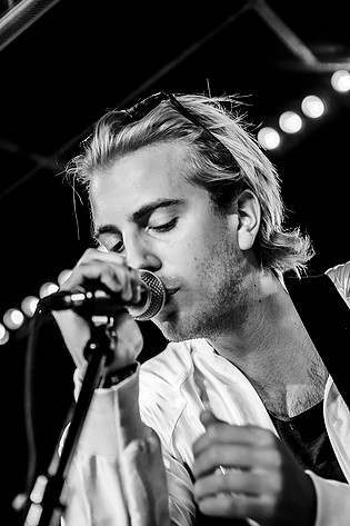 2013-10-25 - Join the riot från Rookiefestivalen, Hultsfred