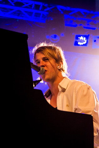 2013-11-09 - Tom Odell från Debaser Medis, Stockholm