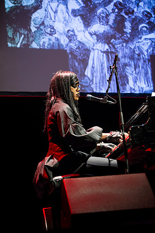 2013-11-18 - M Lamar från Södra Teatern, Stockholm