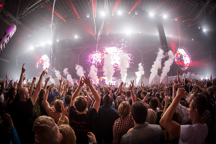 2013-11-30 - Tiësto från Tele2 Arena, Stockholm