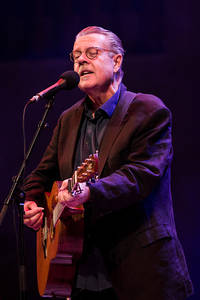 2013-12-01 - Mikael Wiehe från Konserthuset, Göteborg