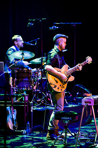 2013-12-02 - Mikael Wiehe från Cirkus, Stockholm