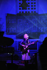 2013-12-09 - Sofia Karlsson & Martin Hederos från Bollnäs Kyrka, Bollnäs