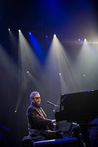 2013-12-13 - Elton John från Friends Arena, Stockholm