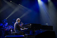 2013-12-13 - Elton John från Friends Arena, Stockholm