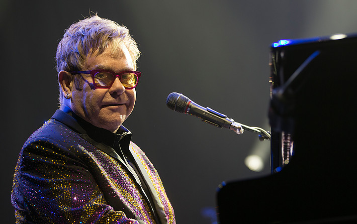 2013-12-13 - Elton John från Friends Arena, Stockholm