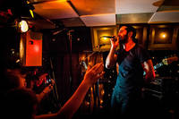 2014-02-08 - Navid Modiri & Gudarna från Kafé de luxe, Växjö