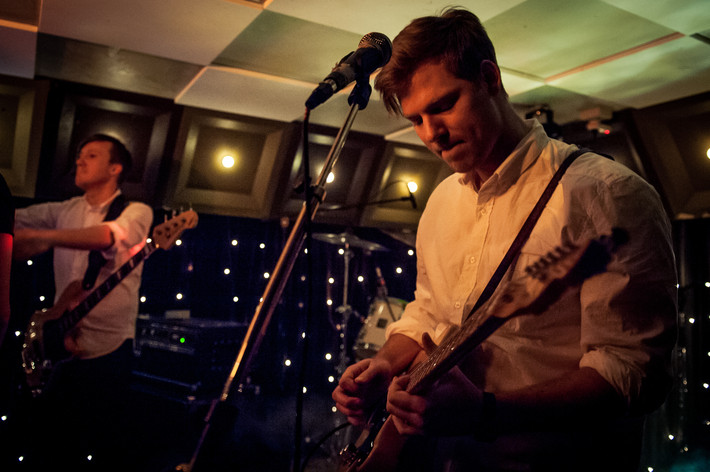 2014-02-08 - Navid Modiri & Gudarna från Kafé de luxe, Växjö