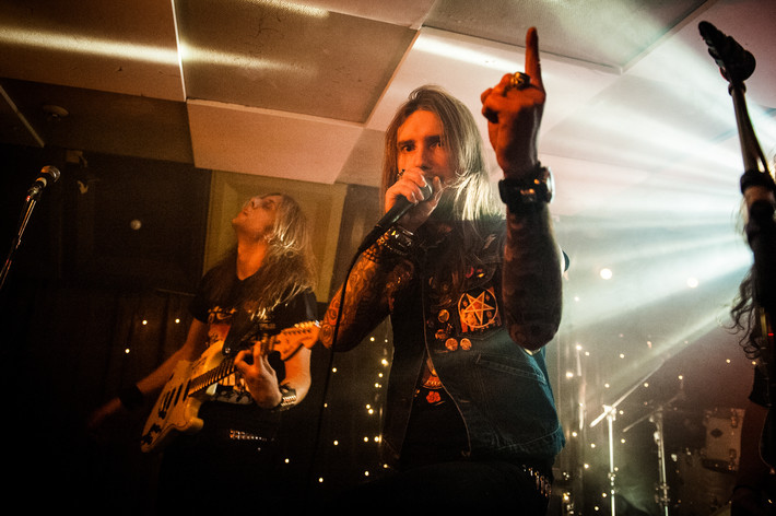 2014-03-05 - Airraid från Kafé de luxe, Växjö