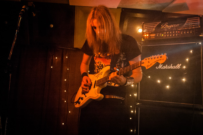 2014-03-05 - Airraid från Kafé de luxe, Växjö