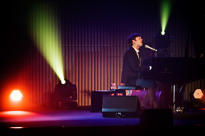 2014-03-14 - Rufus Wainwright från Filadelfiakyrkan, Stockholm