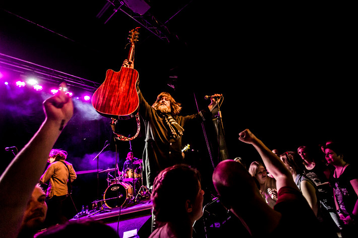 2014-05-16 - Ebbot Lundberg från Guitars, Umeå