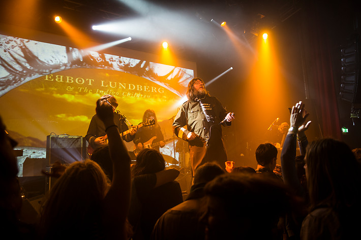 2014-05-23 - Ebbot Lundberg & The Indigo Children från Debaser Medis, Stockholm