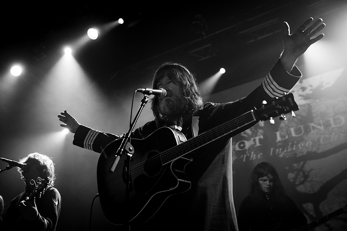 2014-05-23 - Ebbot Lundberg & The Indigo Children från Debaser Medis, Stockholm