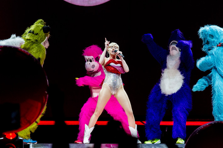 2014-05-30 - Miley Cyrus från Globen, Stockholm
