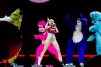 2014-05-30 - Miley Cyrus från Globen, Stockholm