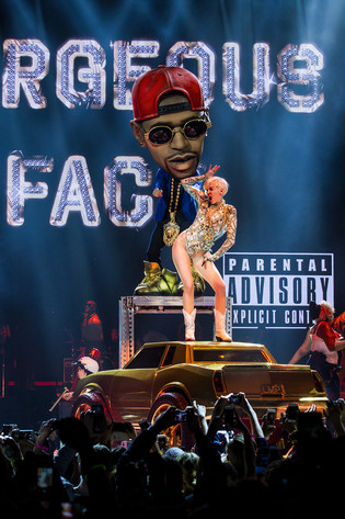 2014-05-30 - Miley Cyrus från Globen, Stockholm