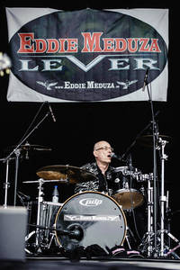 2014-06-04 - Eddie Meduza Lever från Sweden Rock Festival, Sölvesborg