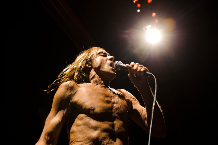 2010-05-02 - Iggy & The Stooges från Hammersmith Apollo, London