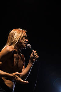 2010-05-02 - Iggy & The Stooges från Hammersmith Apollo, London