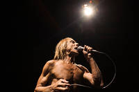 2010-05-02 - Iggy & The Stooges från Hammersmith Apollo, London