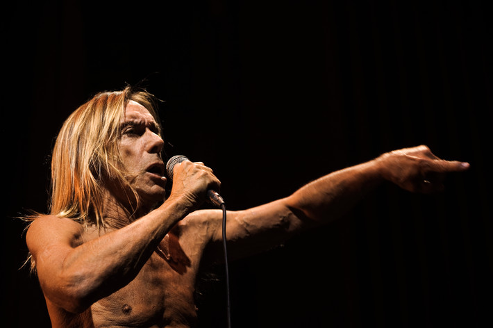 2010-05-02 - Iggy & The Stooges från Hammersmith Apollo, London