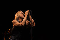 2010-05-02 - Iggy & The Stooges från Hammersmith Apollo, London